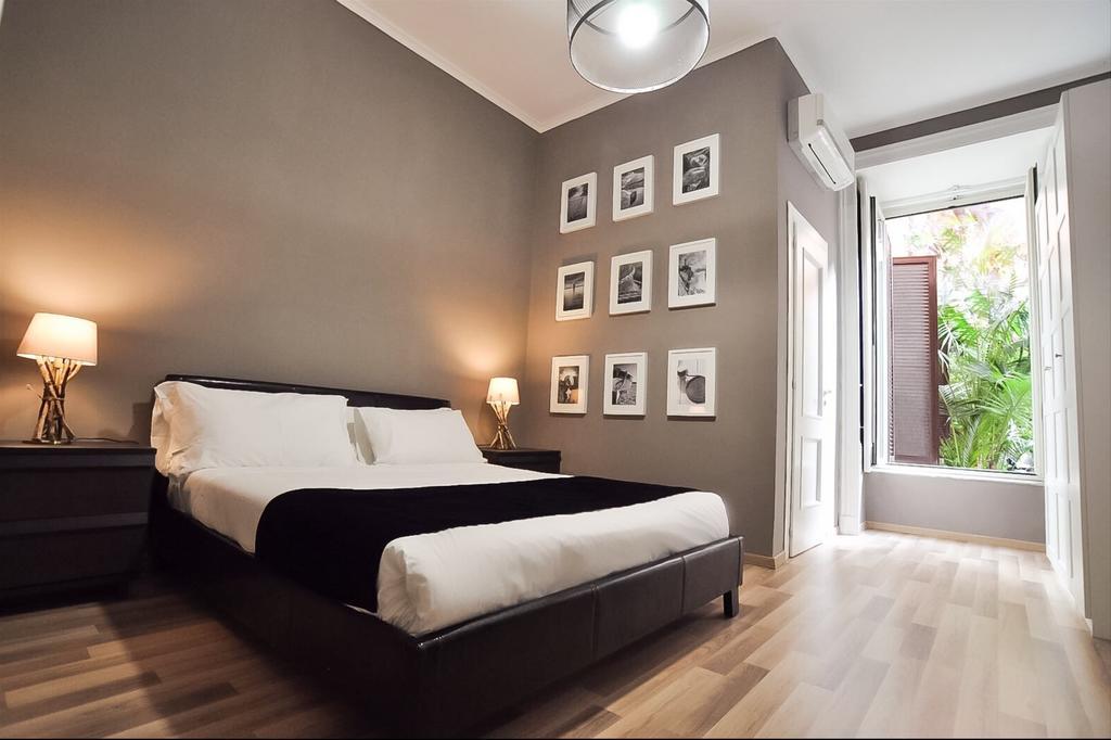 Bed and Breakfast The Royals Experience Nápoles Exterior foto