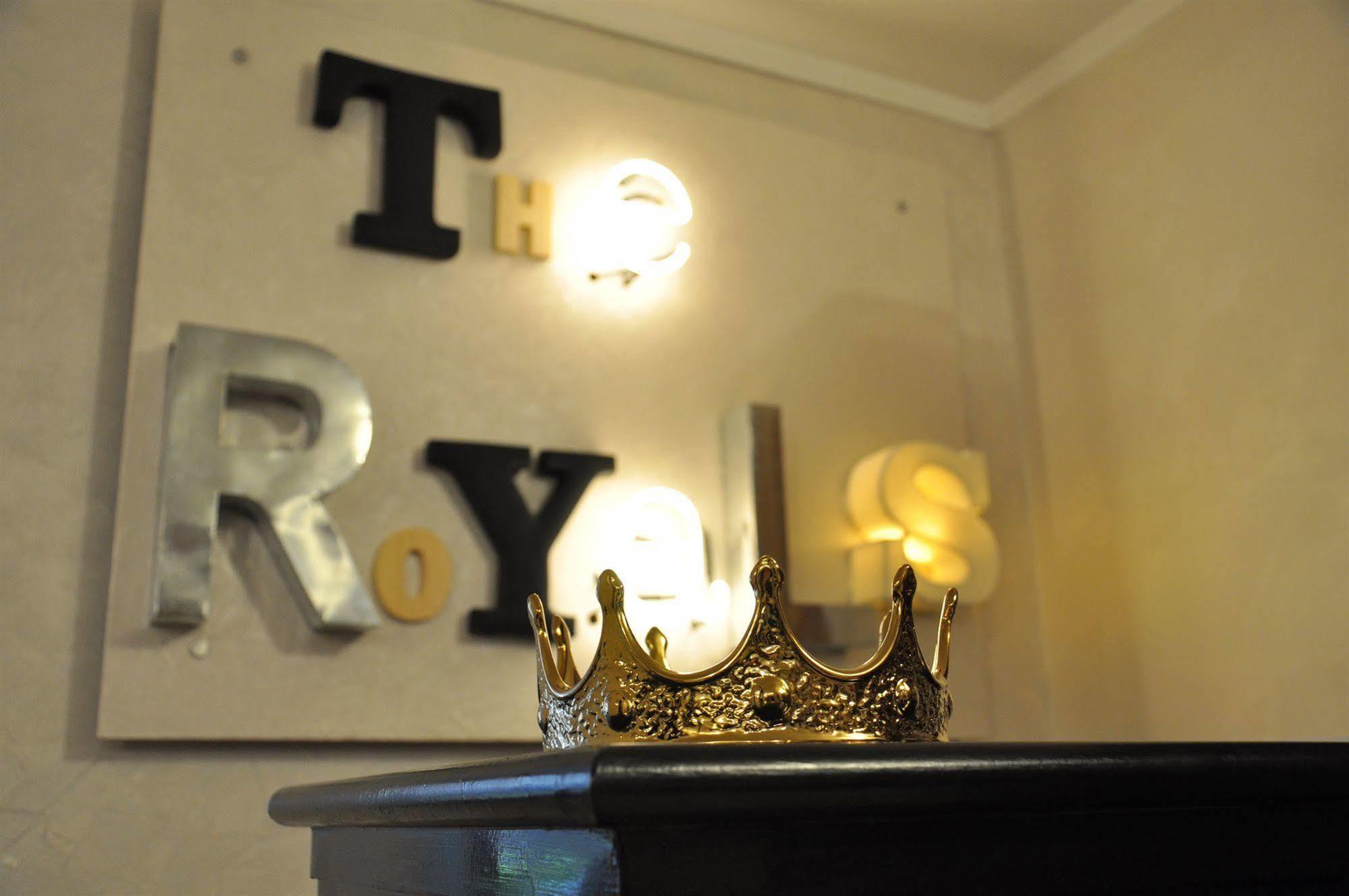 Bed and Breakfast The Royals Experience Nápoles Exterior foto